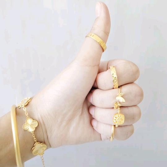 余生往💰看（招聘熟练缝纫工）