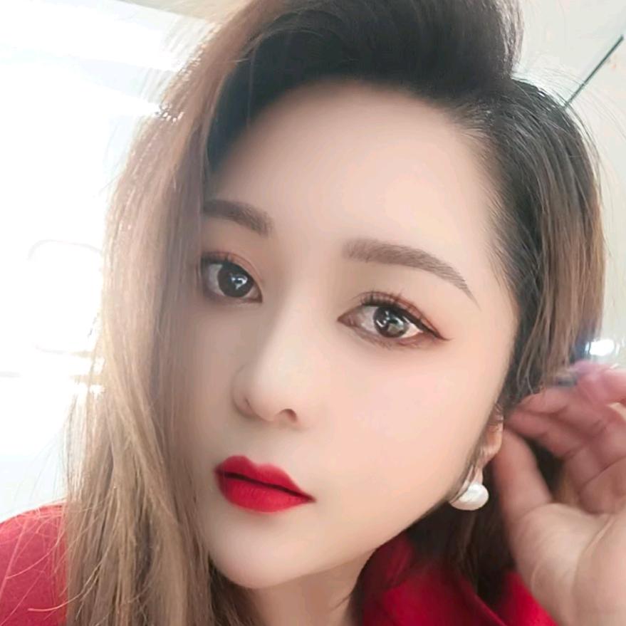 玲玲，