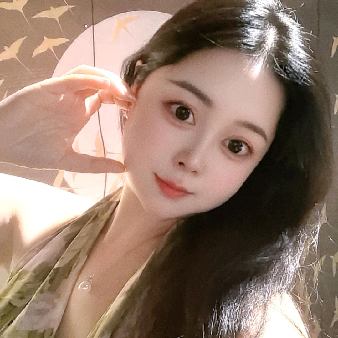 大眼睛～🙃🙃🙃