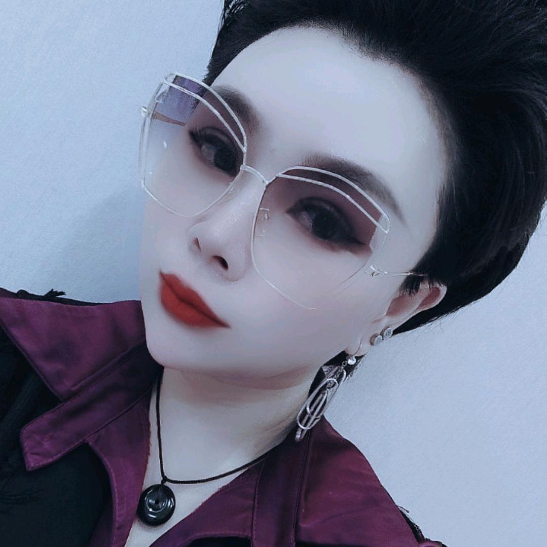 一秀倾城美容