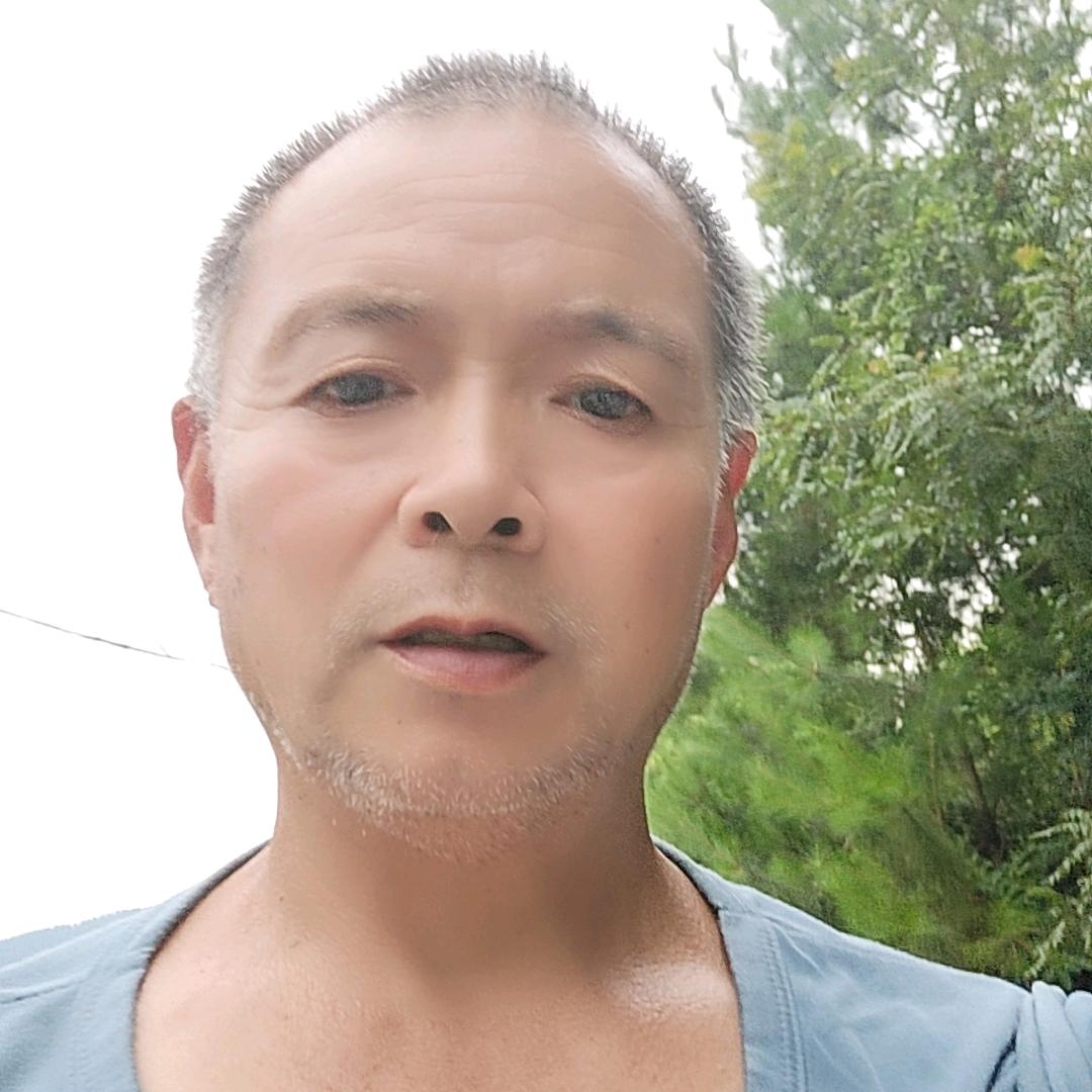 擦肩而过
