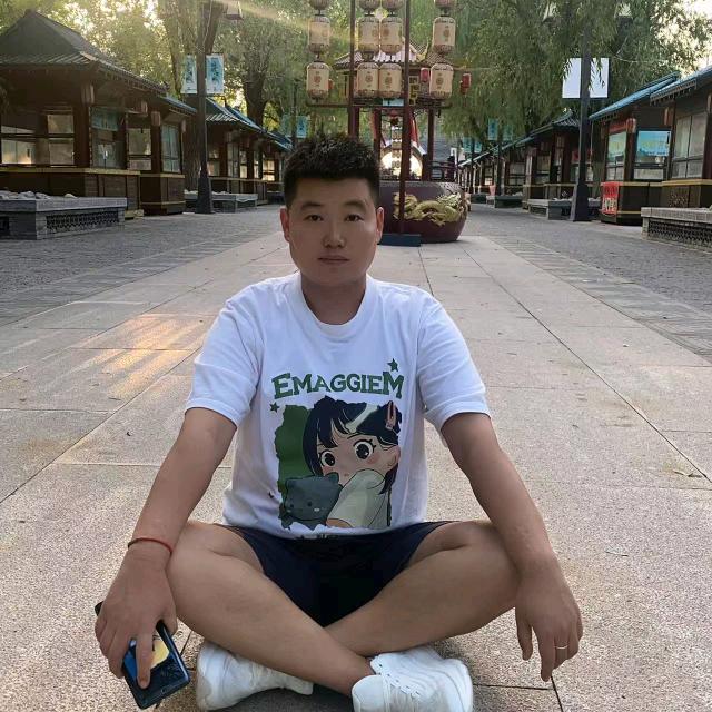 @一心向上的小冯