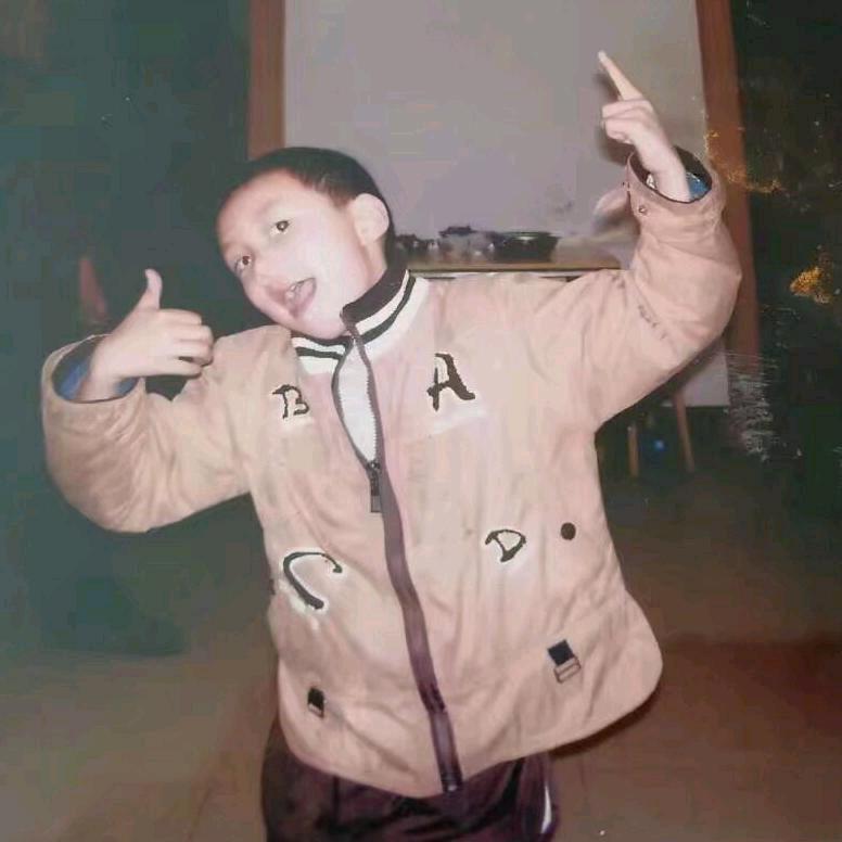 爬墙少年
