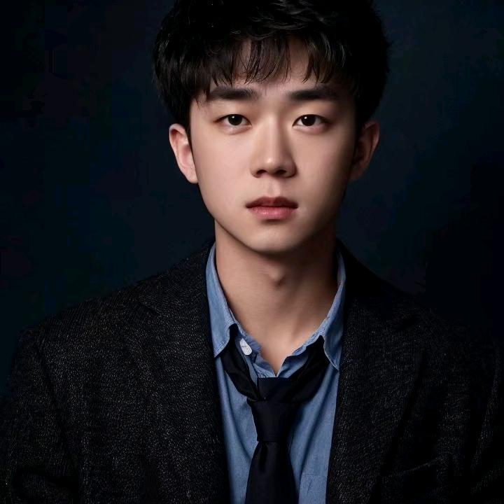 星颜值🌟孔维扬