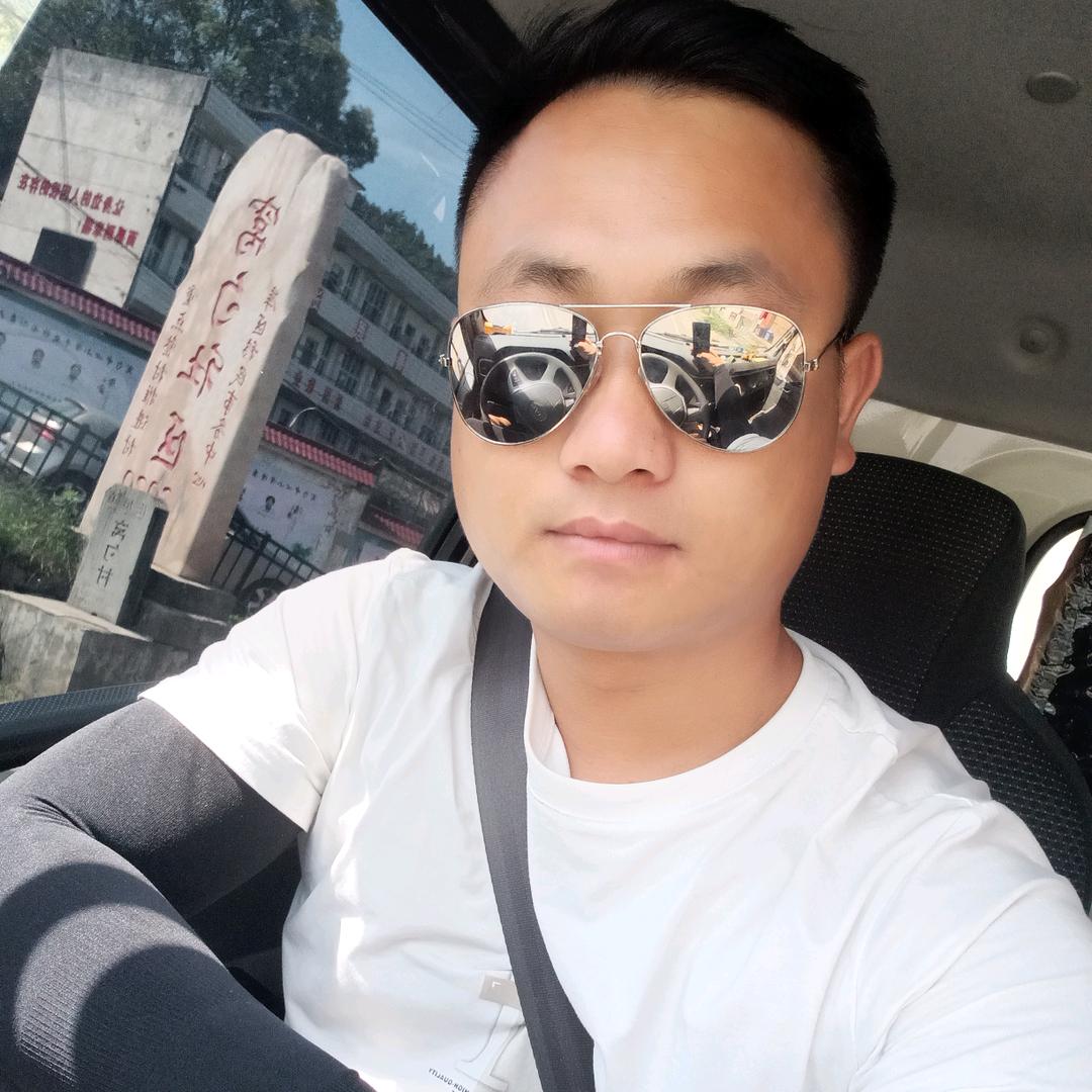 ꦿ꯭龙꧔ꦿ先生᭄