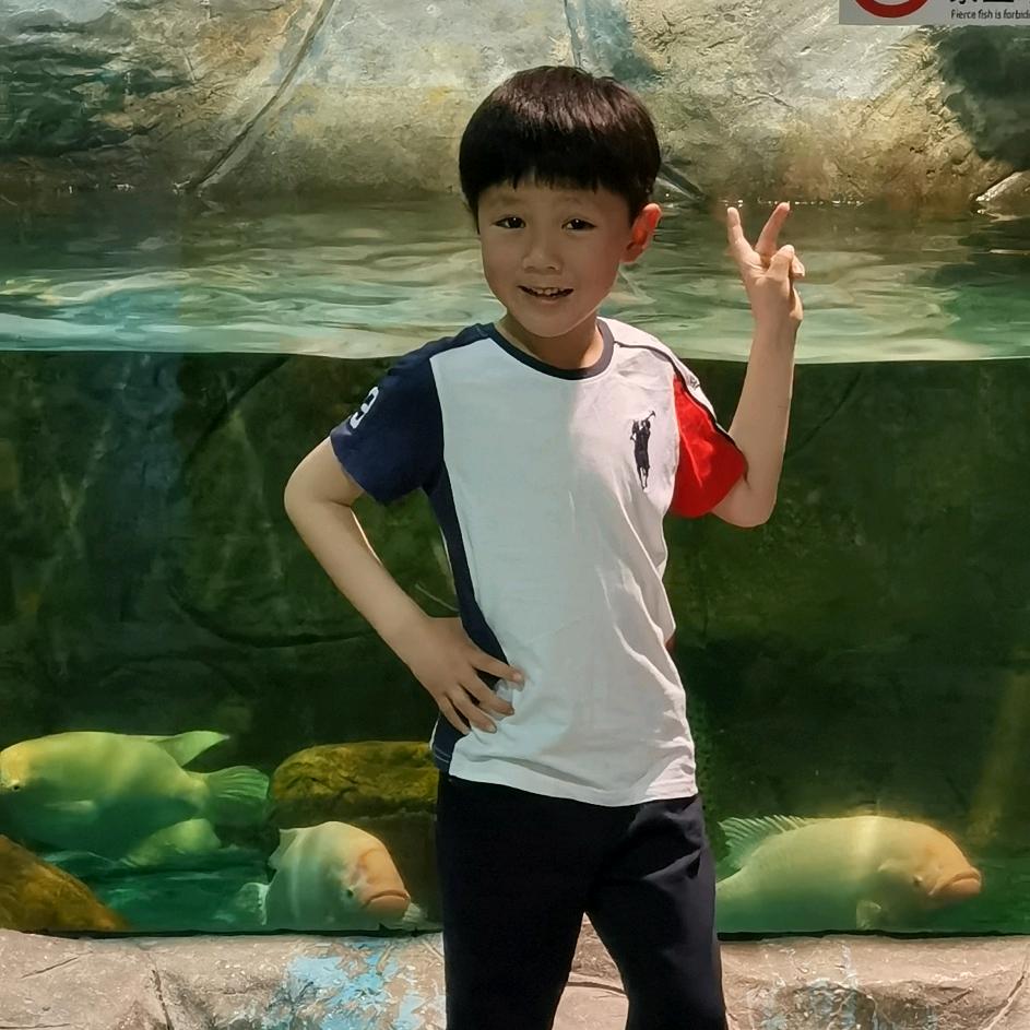 阅己 越己 悦己