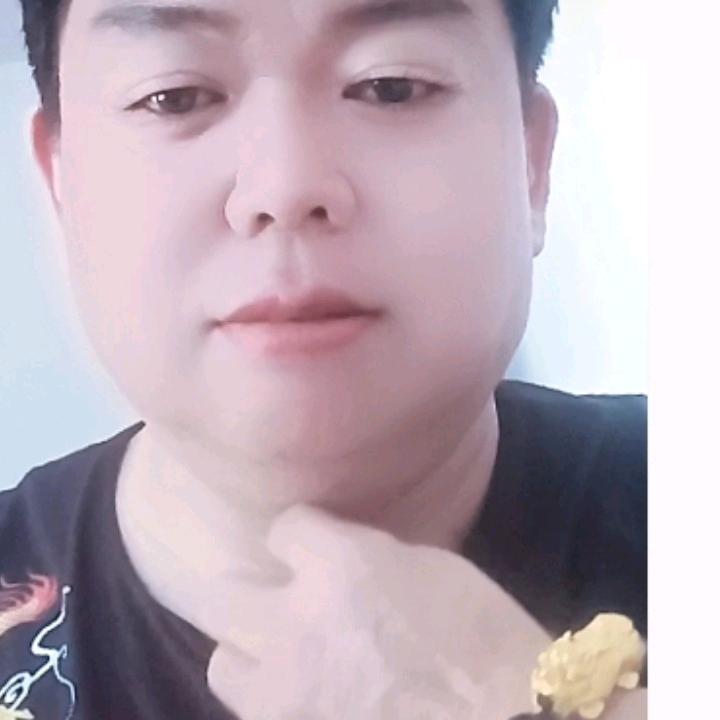 主营挖机，舞狮，乐队，红白两喜主持。