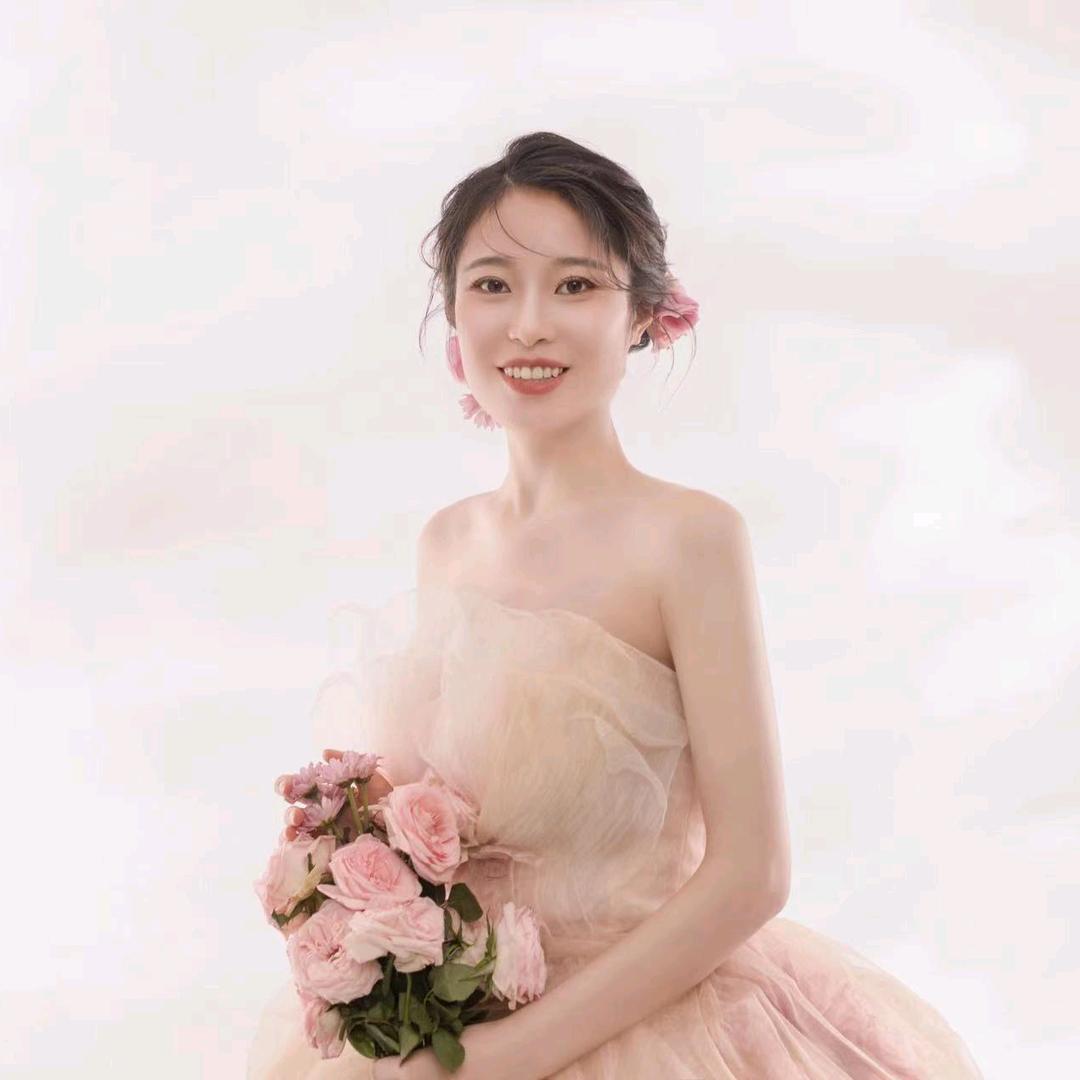 (●'◡'●)爱笑女孩(๑´∀`๑)