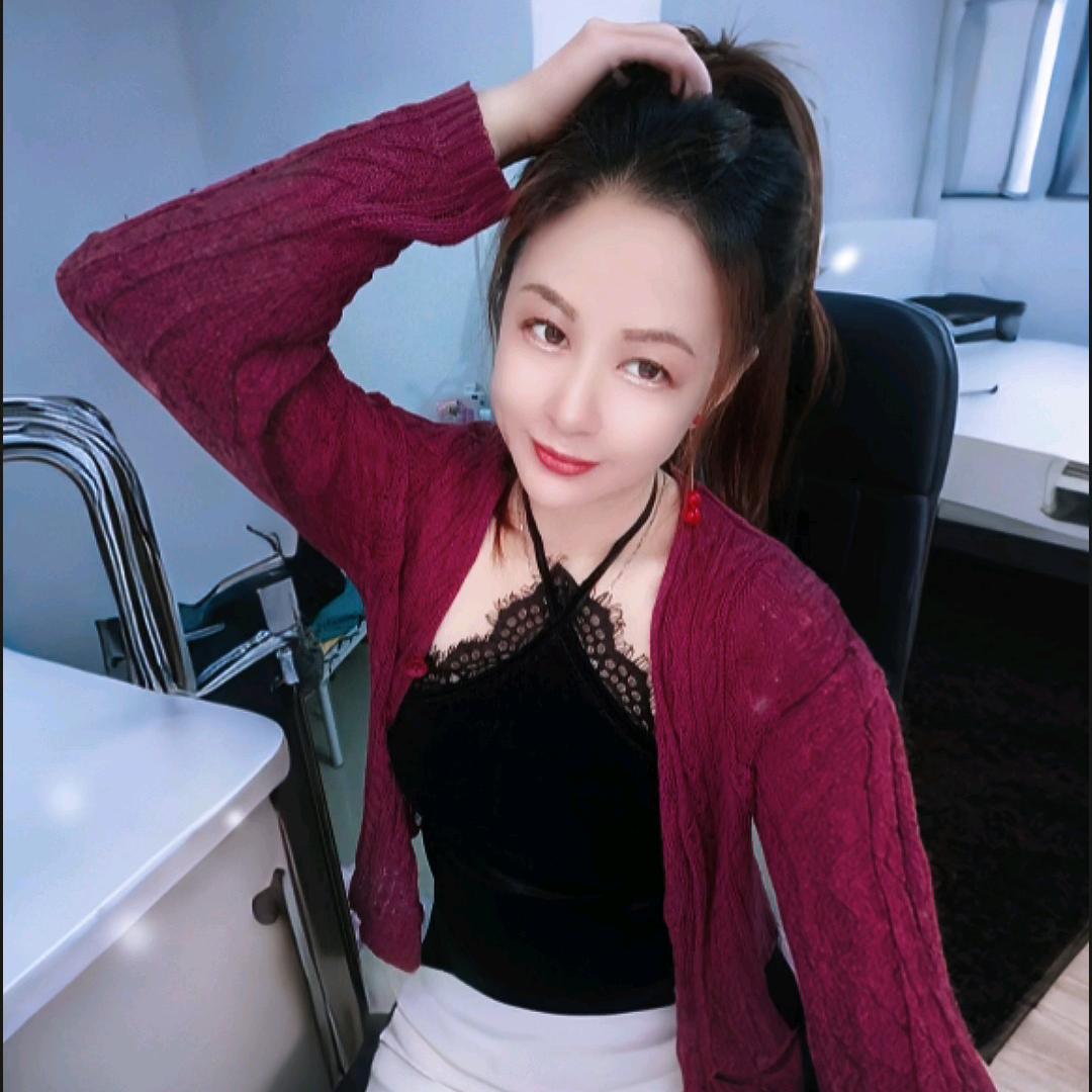 忆甜 🎤 爱唱歌  单身