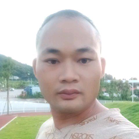 用户745404952