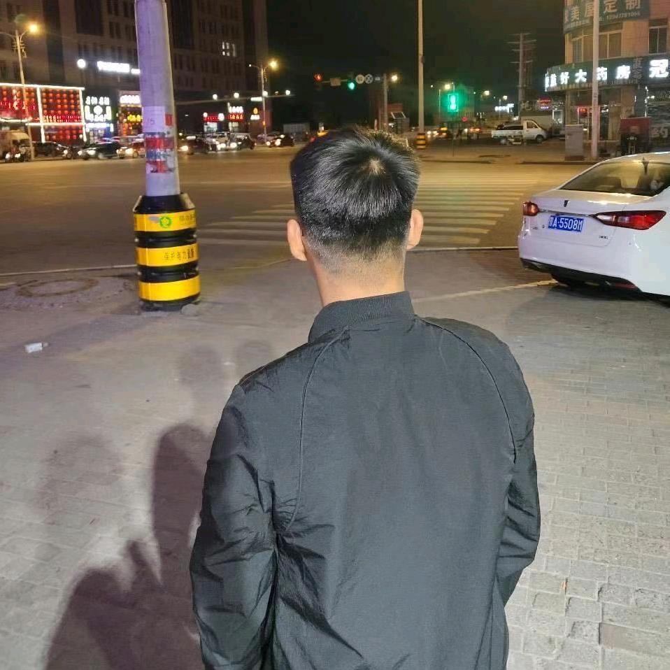 ：白恒玮