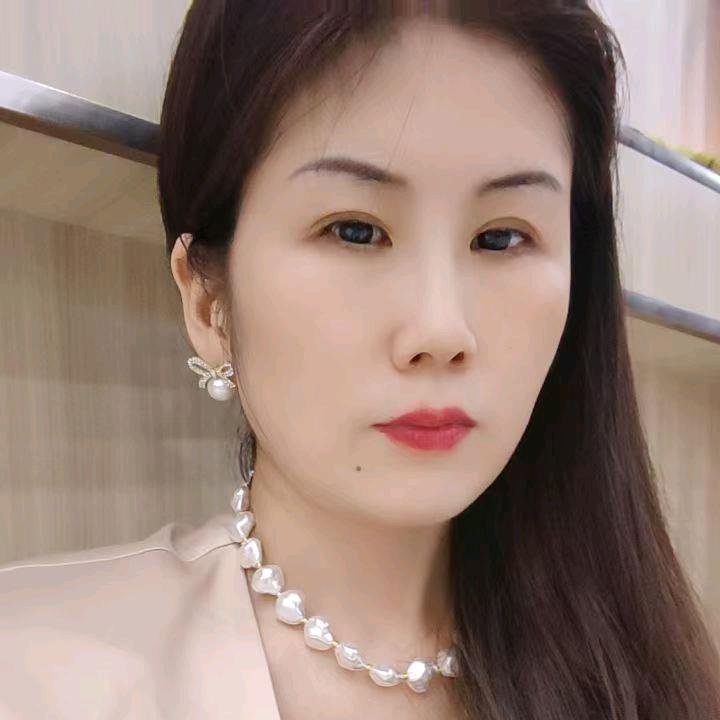 爱丽丝