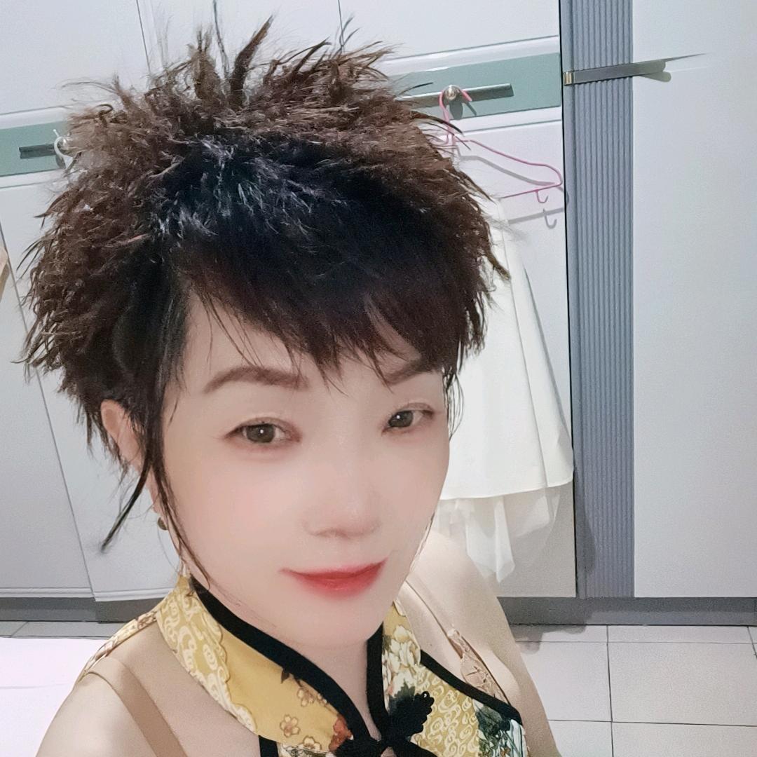 兰兰（承蒙厚爱）每天晚上六点十分直播！