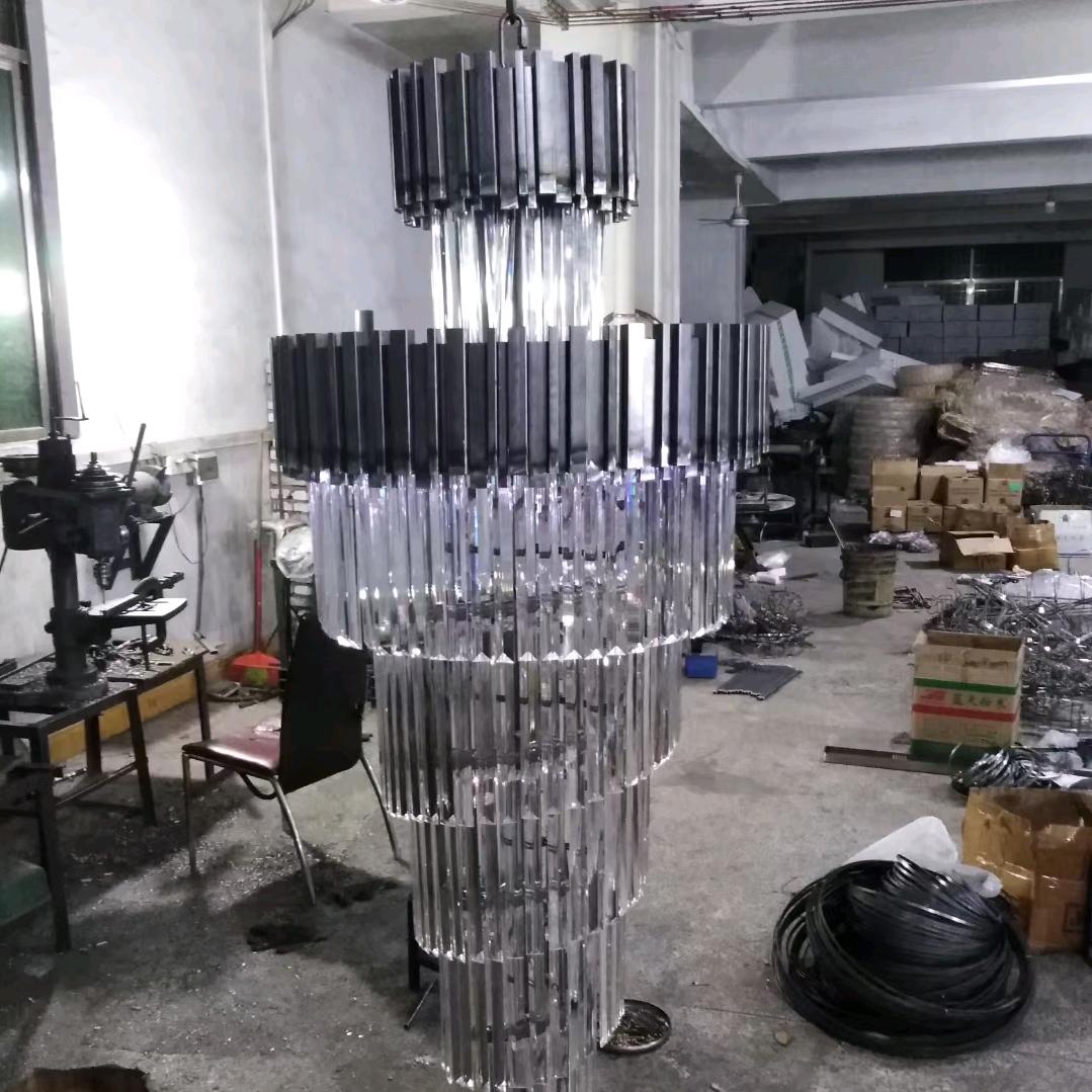 《苦笑人生哥》