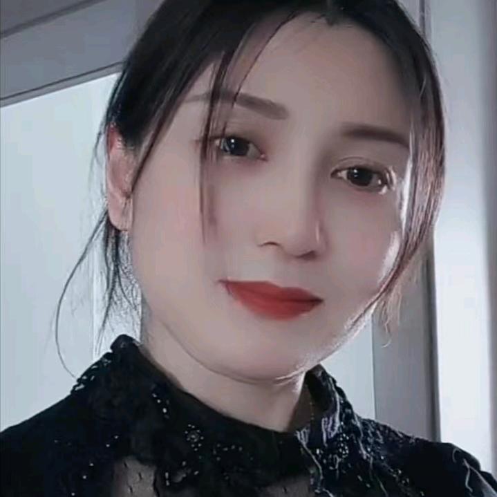 甜甜🎤🎤《晚上7点28分》