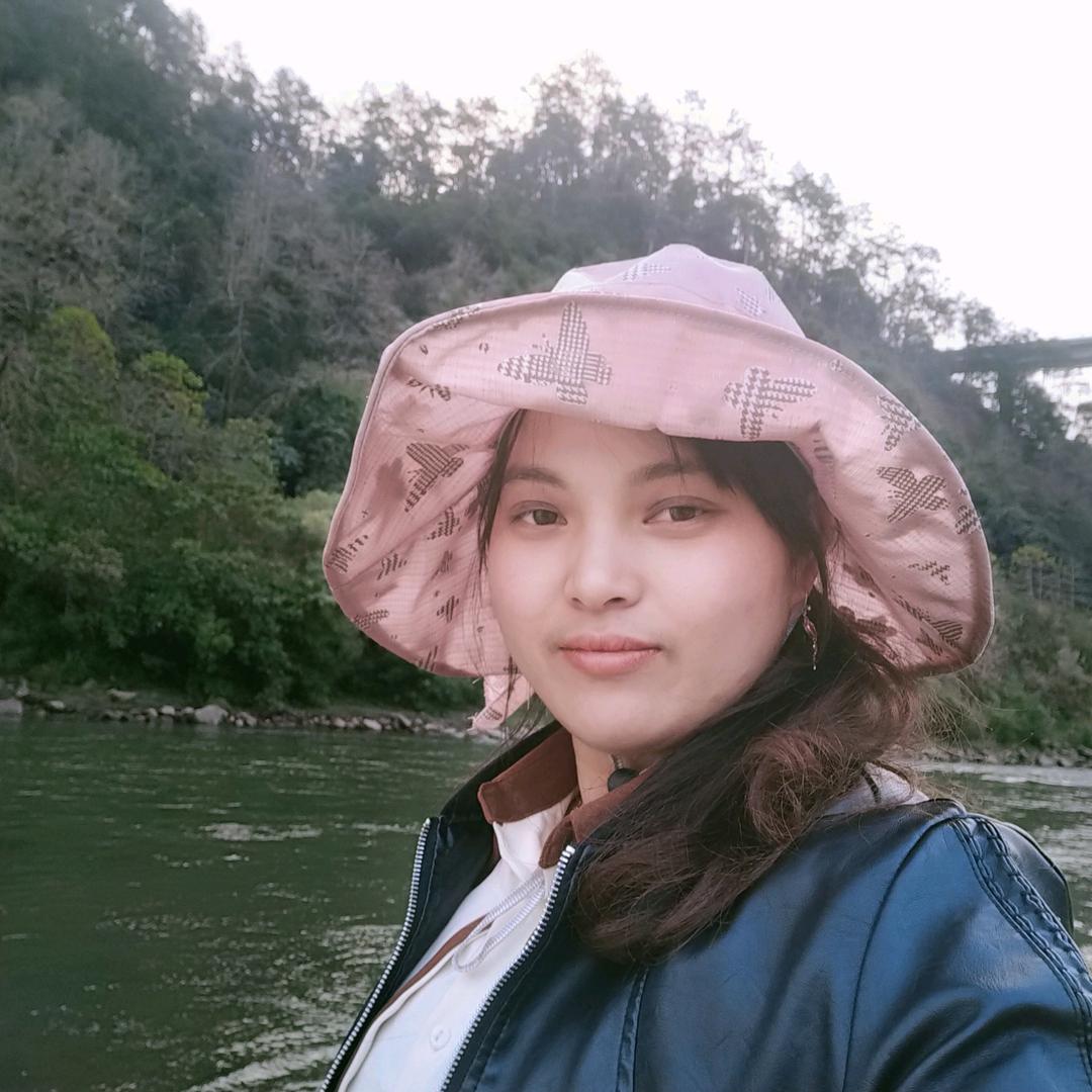 @丛🦚姐😘🌿  😘