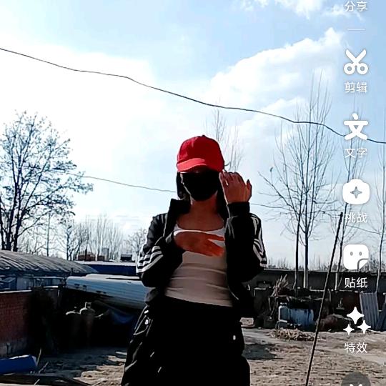 小 侠爱跳舞💃