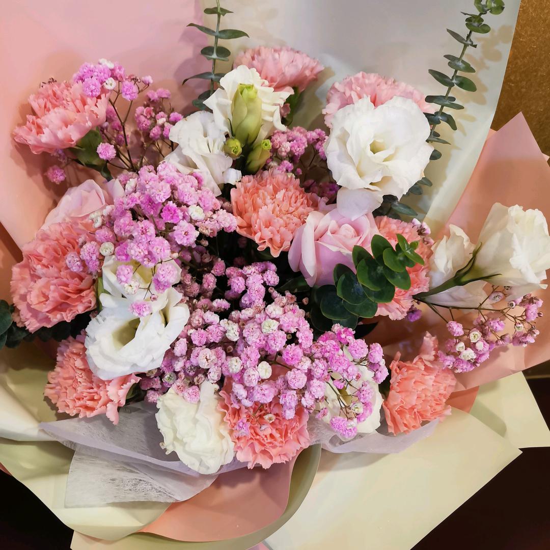 低调😄😄😄😄