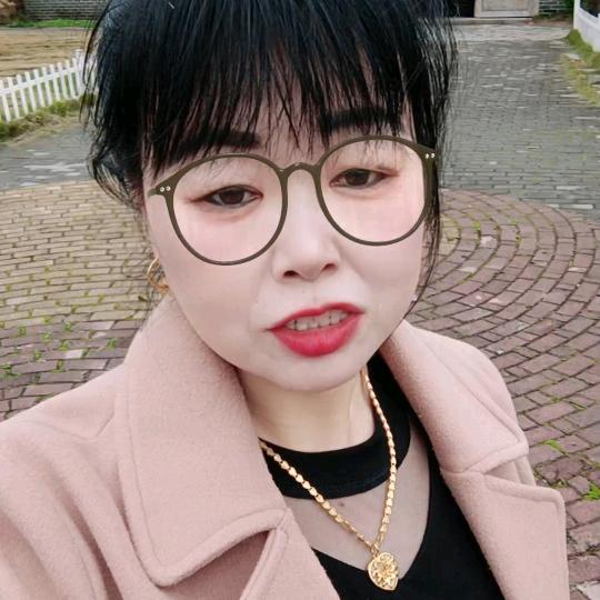 :玉华姐姐