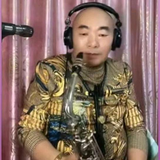 光头华哥