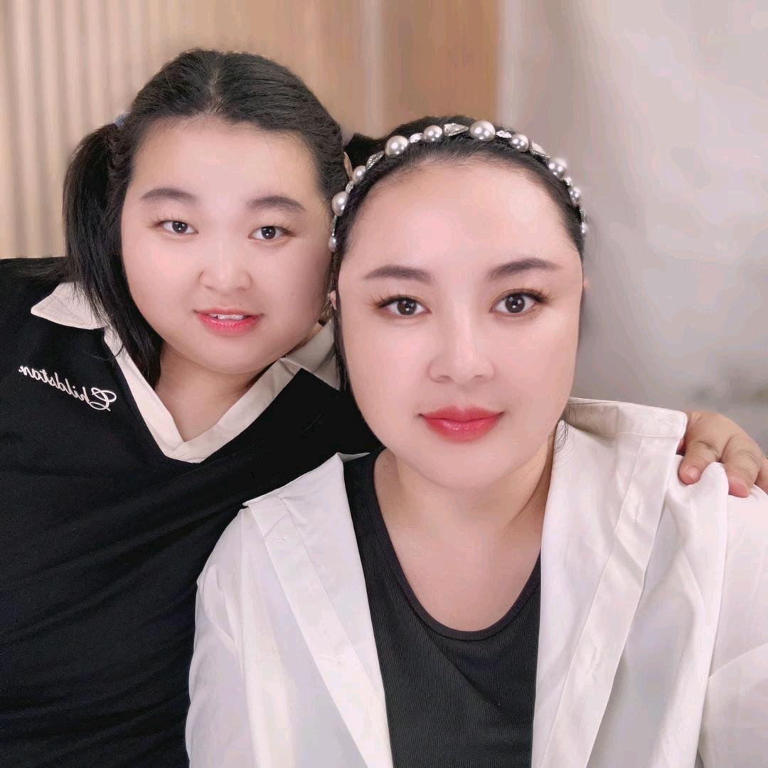 铭媛姐妹特体大码女装