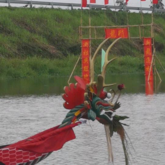 俩倁俑