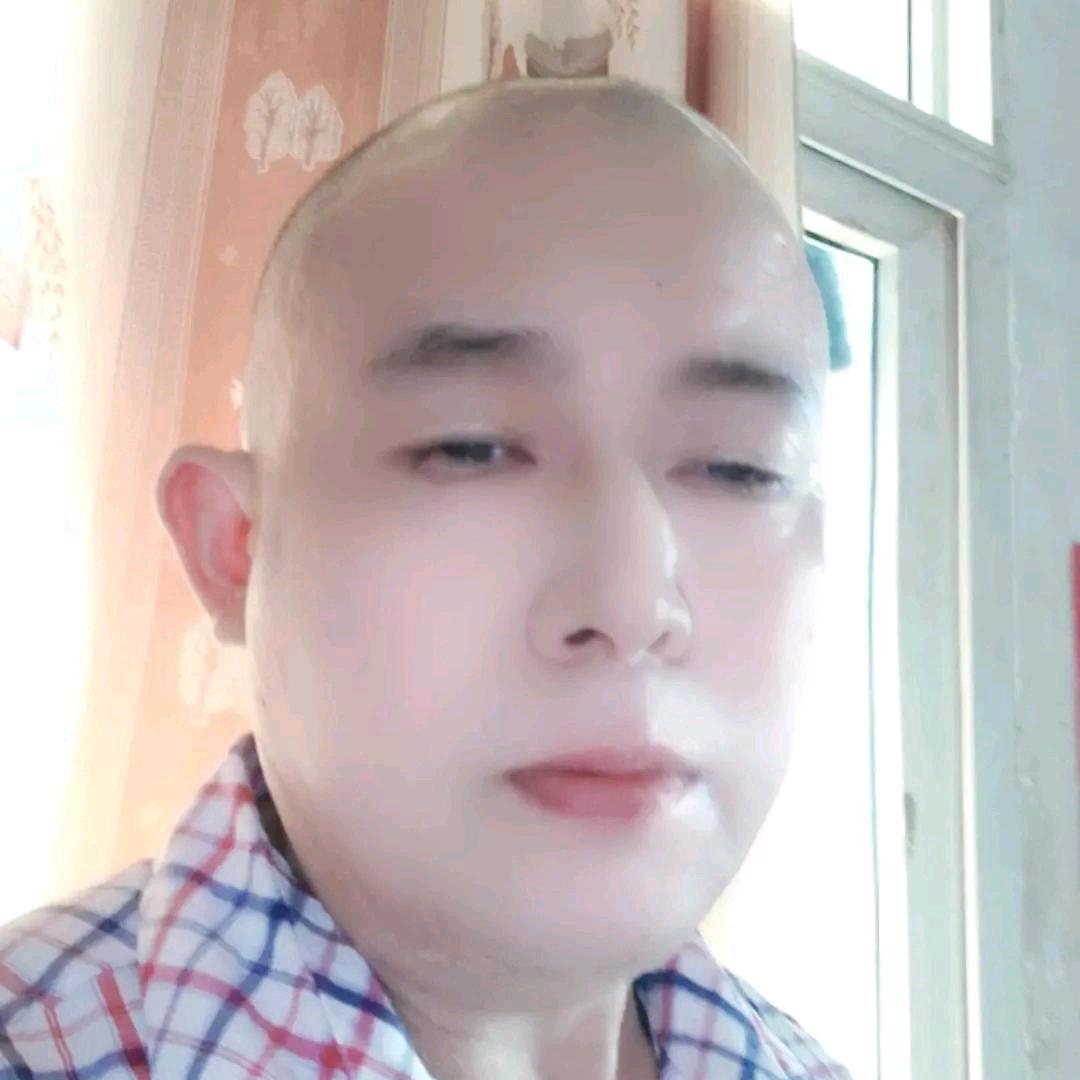 路哥， 谢谢欢迎你们来到成都