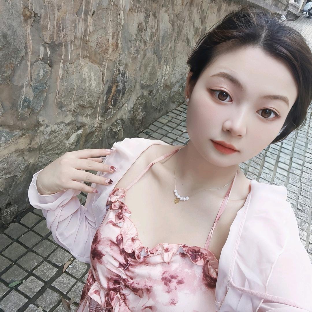 王小姐.
