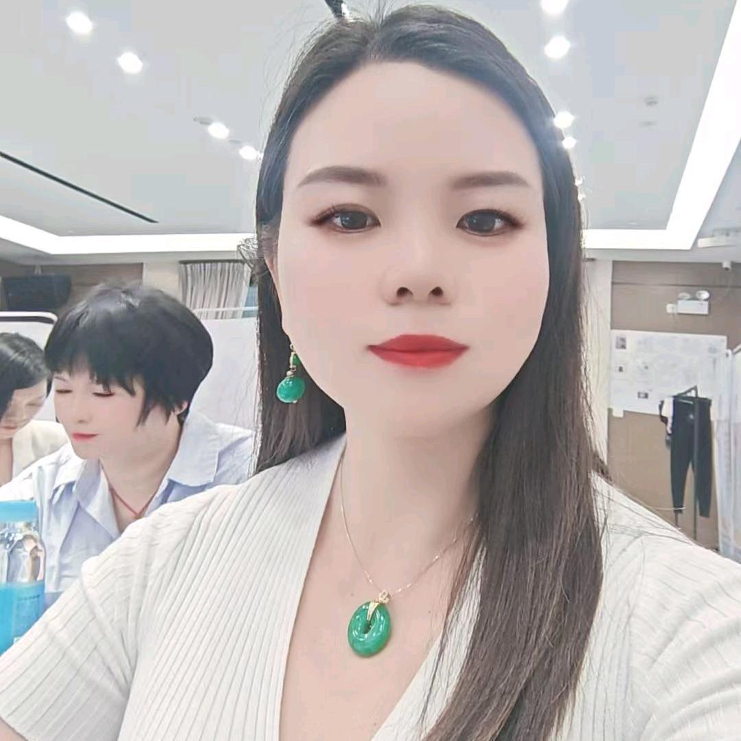 薇薇——深圳侽斯羊护