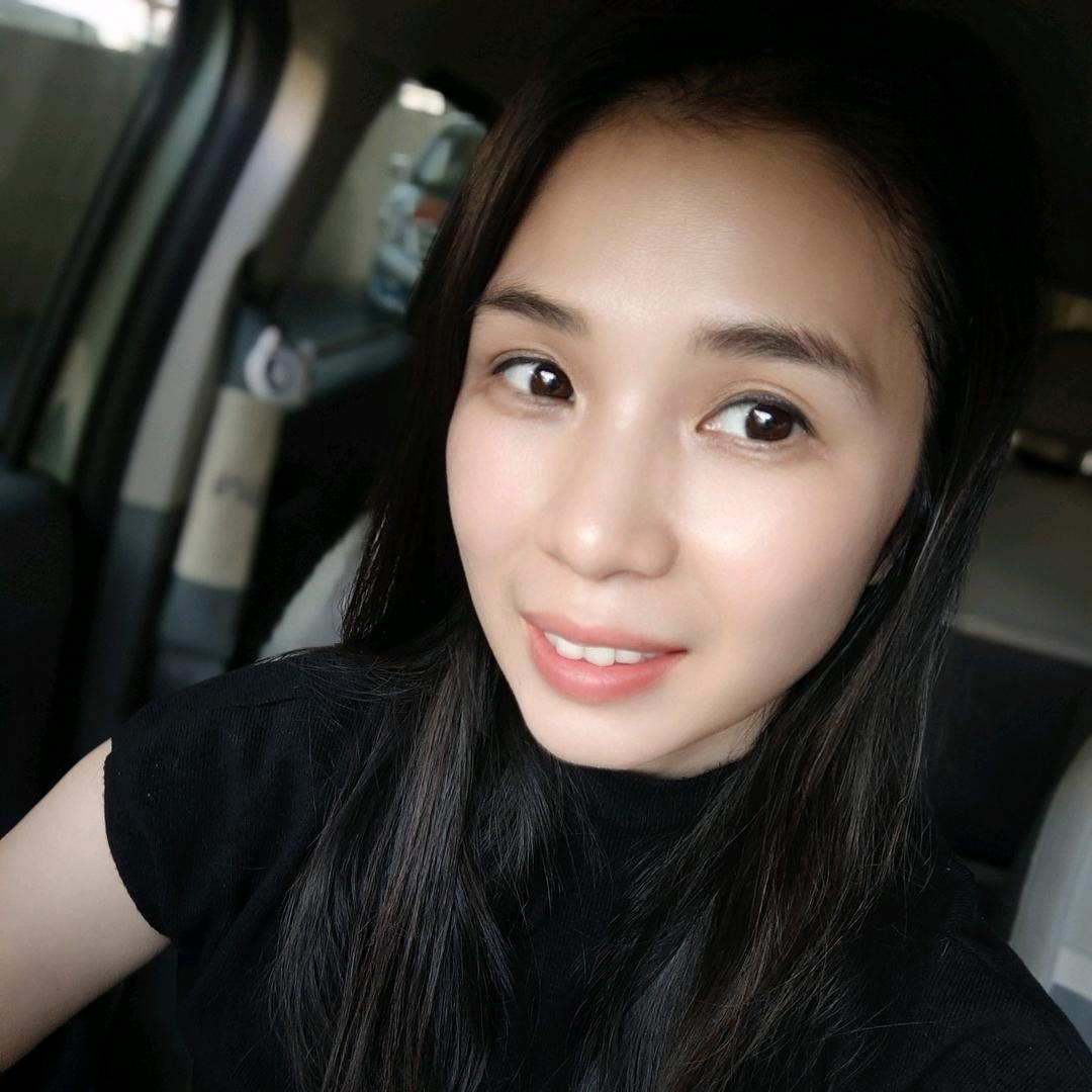 飞飞小姐姐