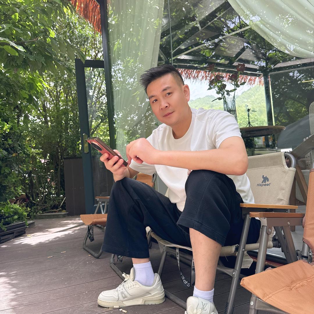 罗哥源头女装