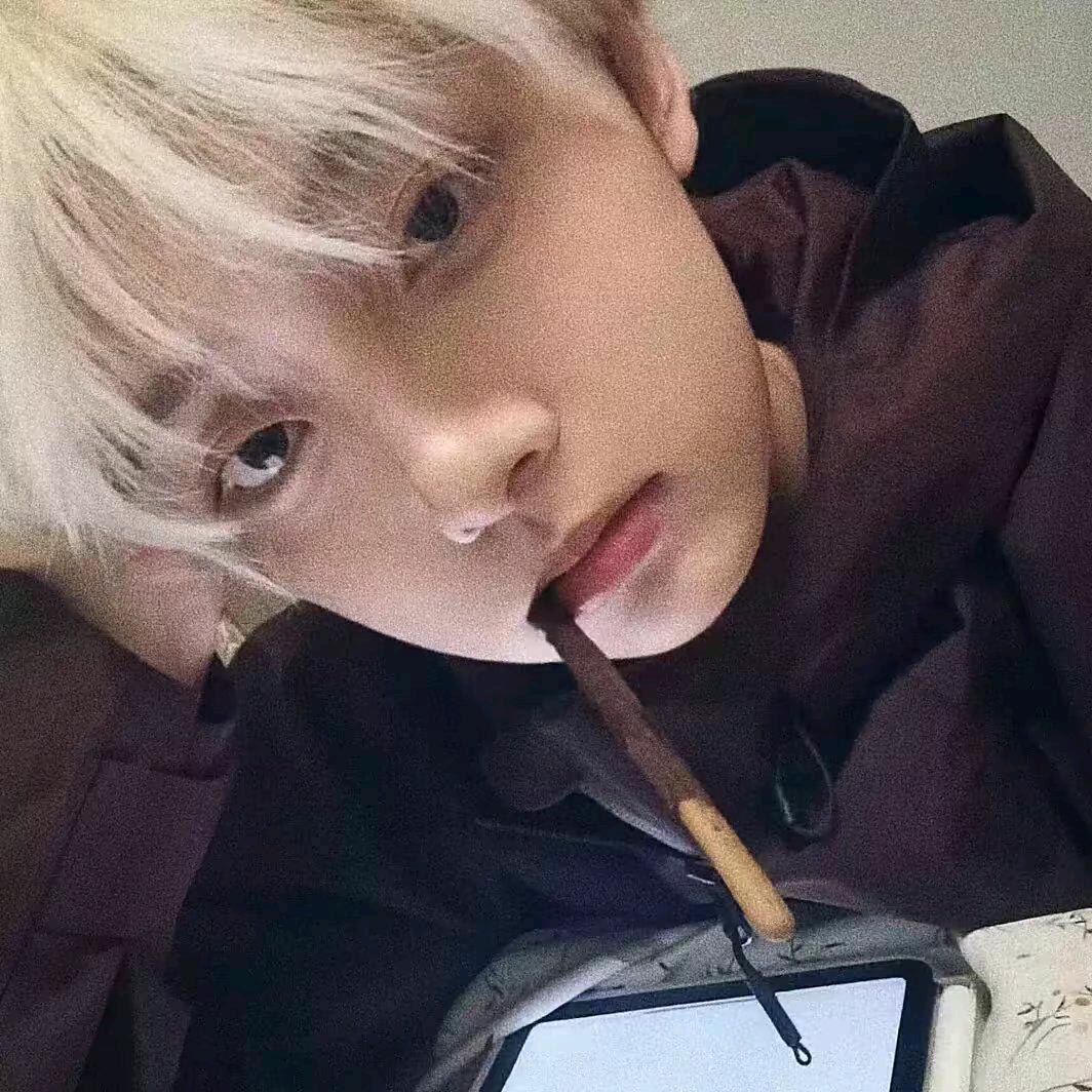 明