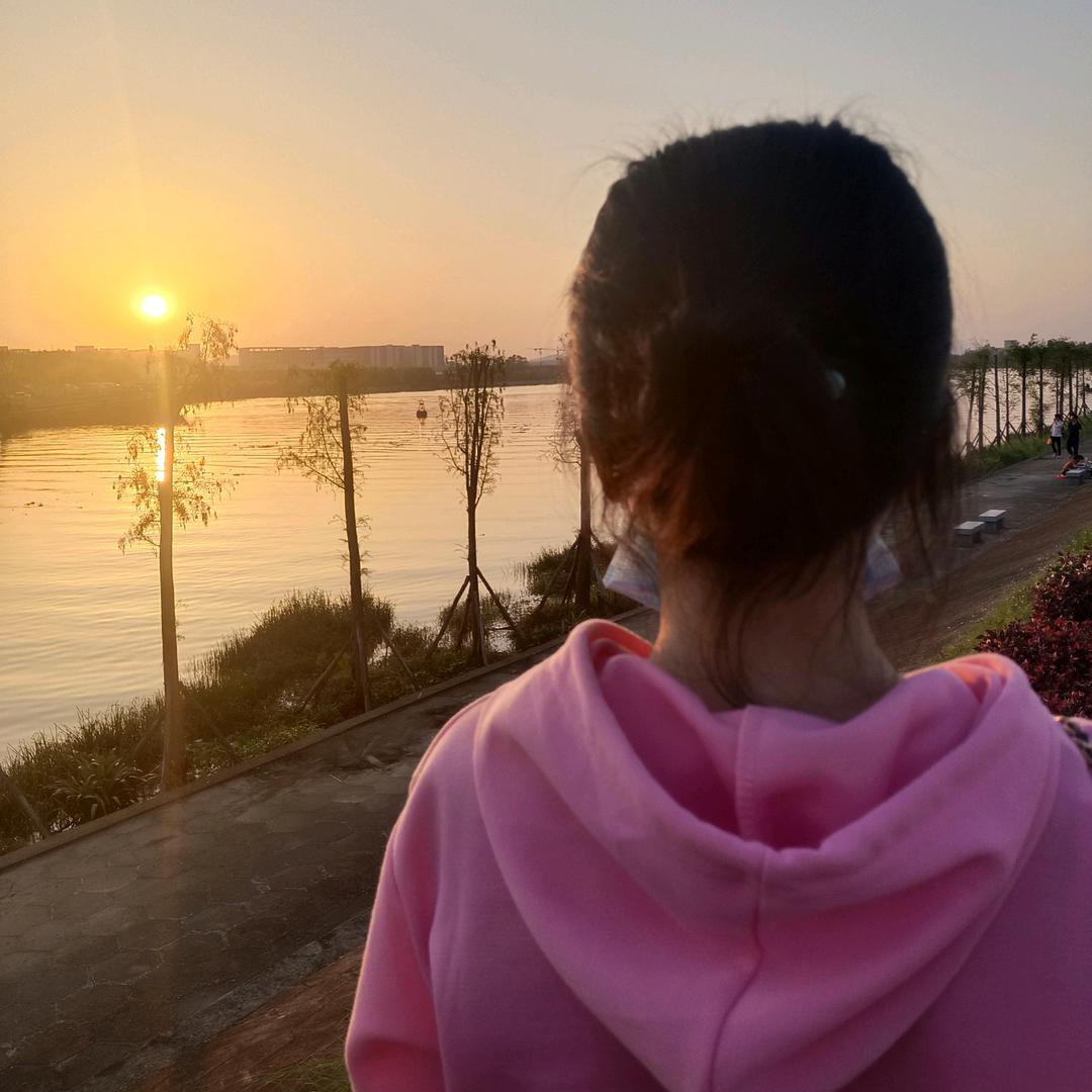 李哈哈