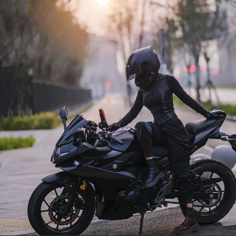 ღ凌晨一点的猫♘༊ᴸ