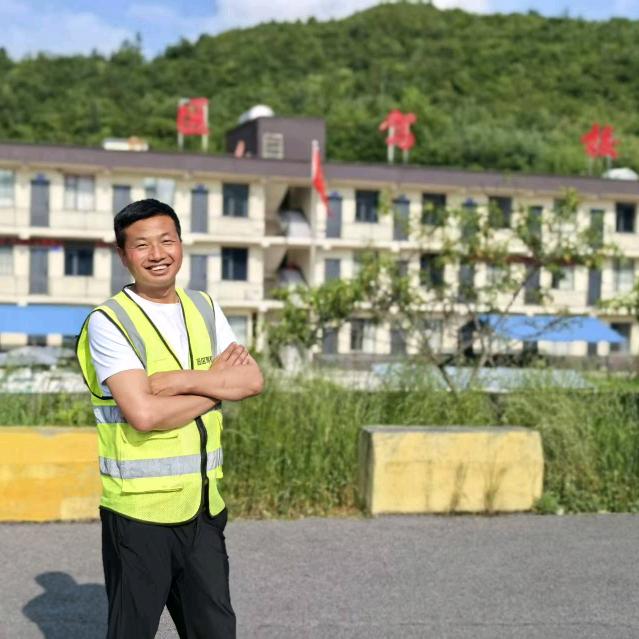 纳雍园区鑫驰驾校刘军友教练