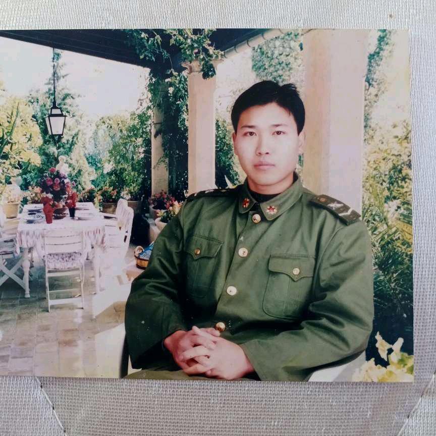 万般皆是命，半点不由人