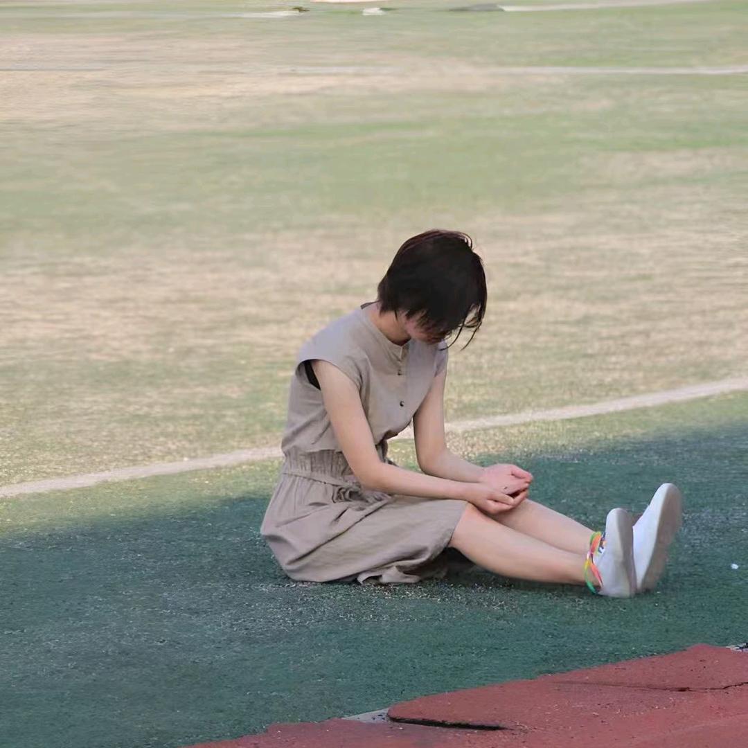 成都金融 阿琴琴