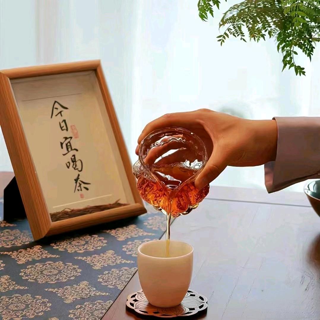 卖茶叶的小姐姐