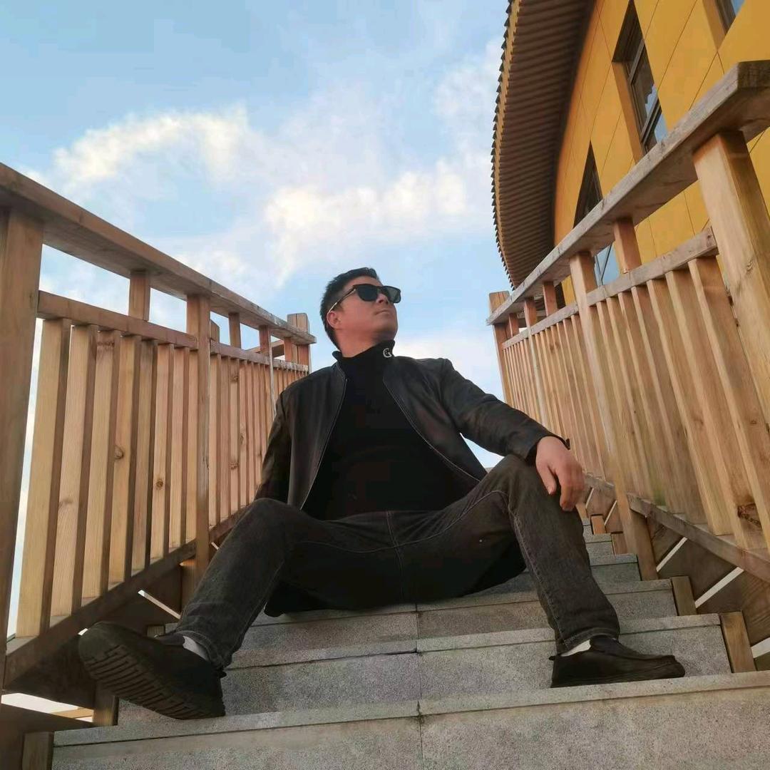 半城繁华半城伤