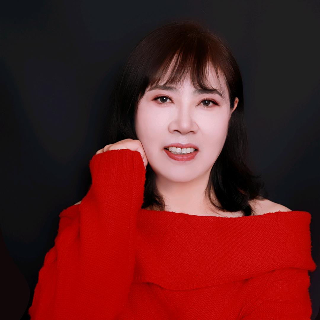 两个宝儿的奶奶