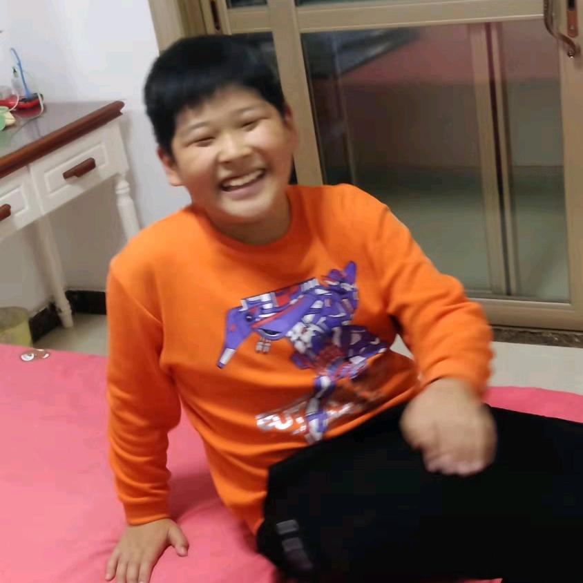 小烁
