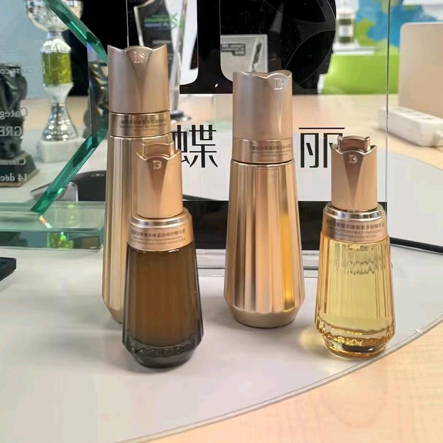 凌凌-美妆（化妆品批发）