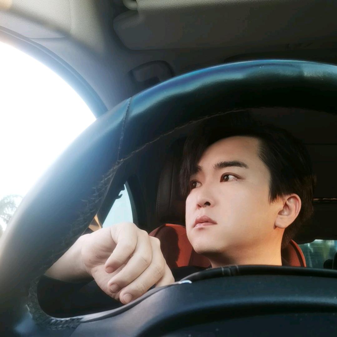 海南二手车-保实杰