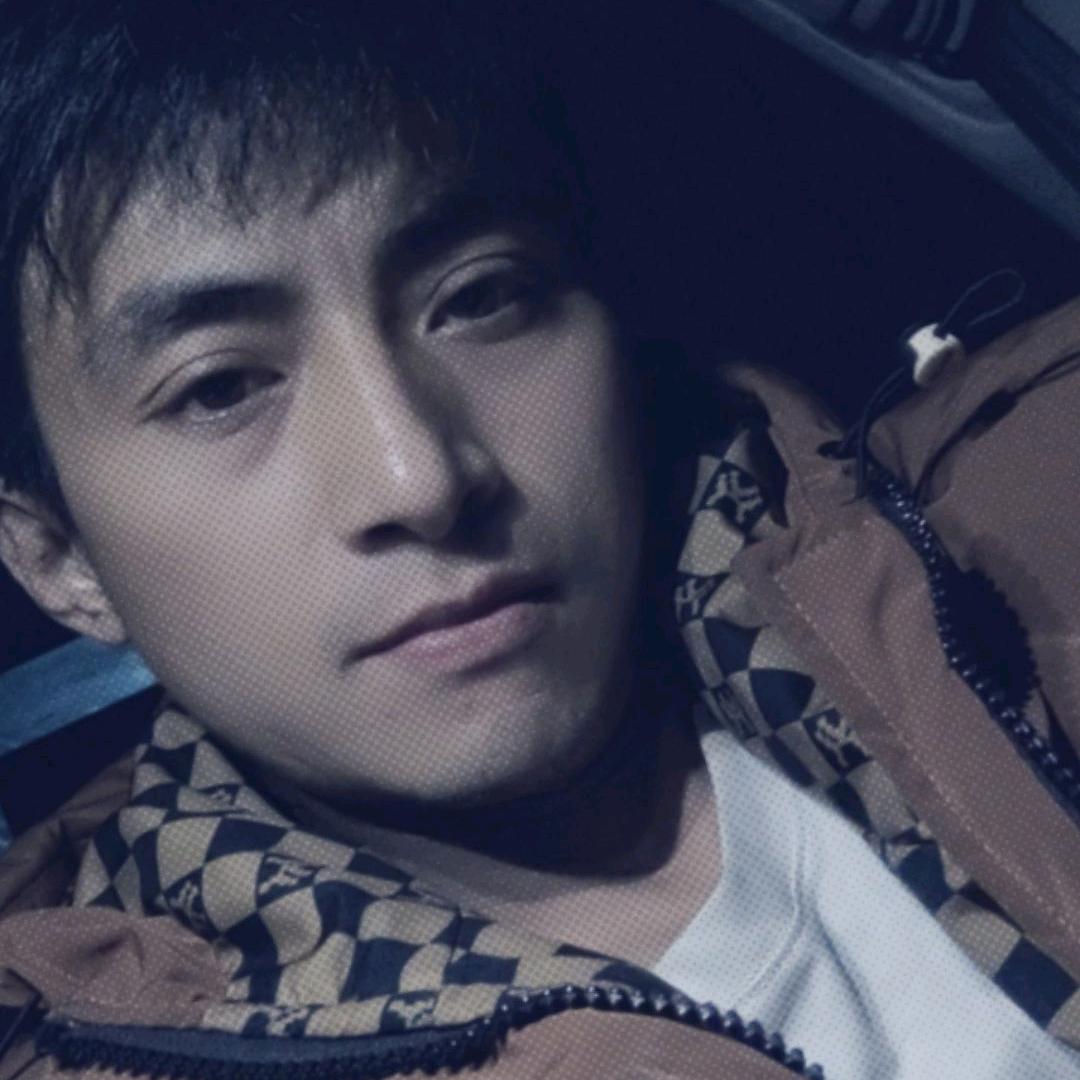 :𝒜飘渺得尘埃℃ᭁ