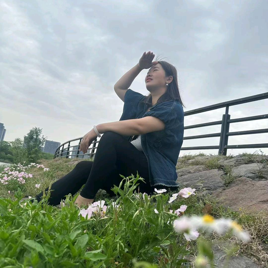 一笑而过🐰🐰🥕🥕🥕