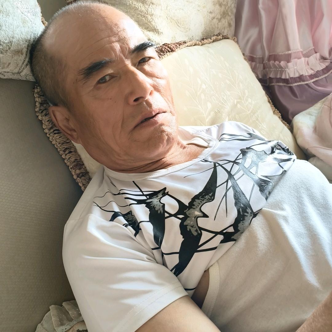 郭忠仁