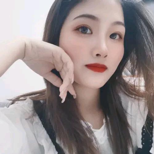 爱美的珠珠