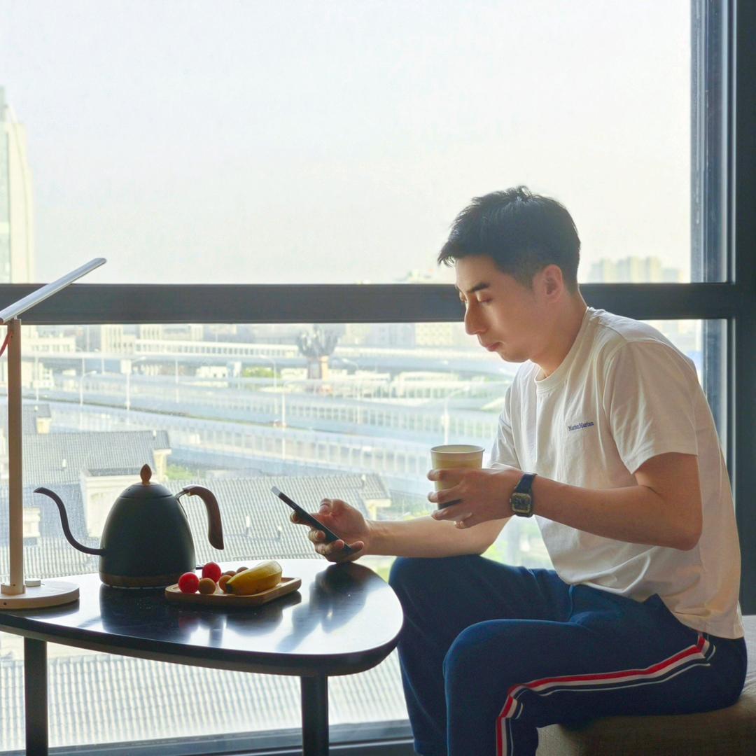 亮仔