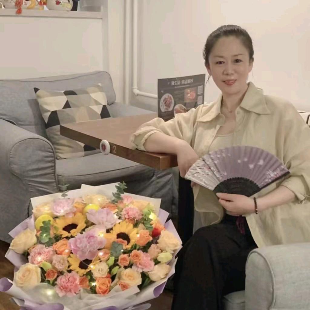 如是慧诚曹姐