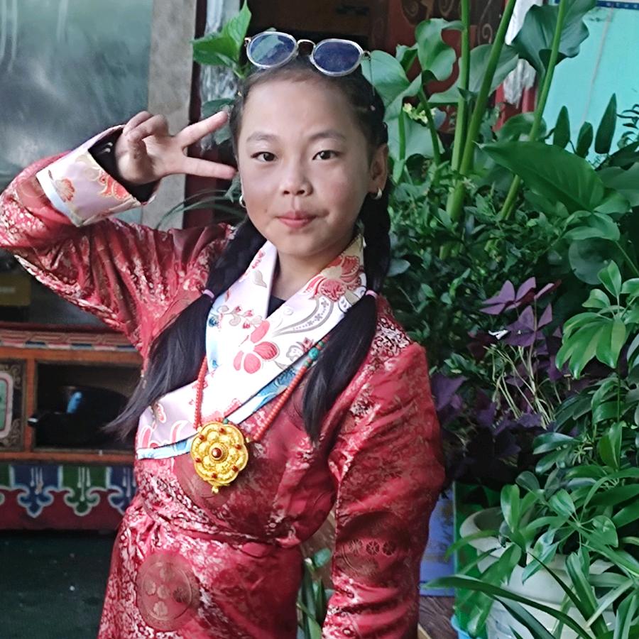 洛群